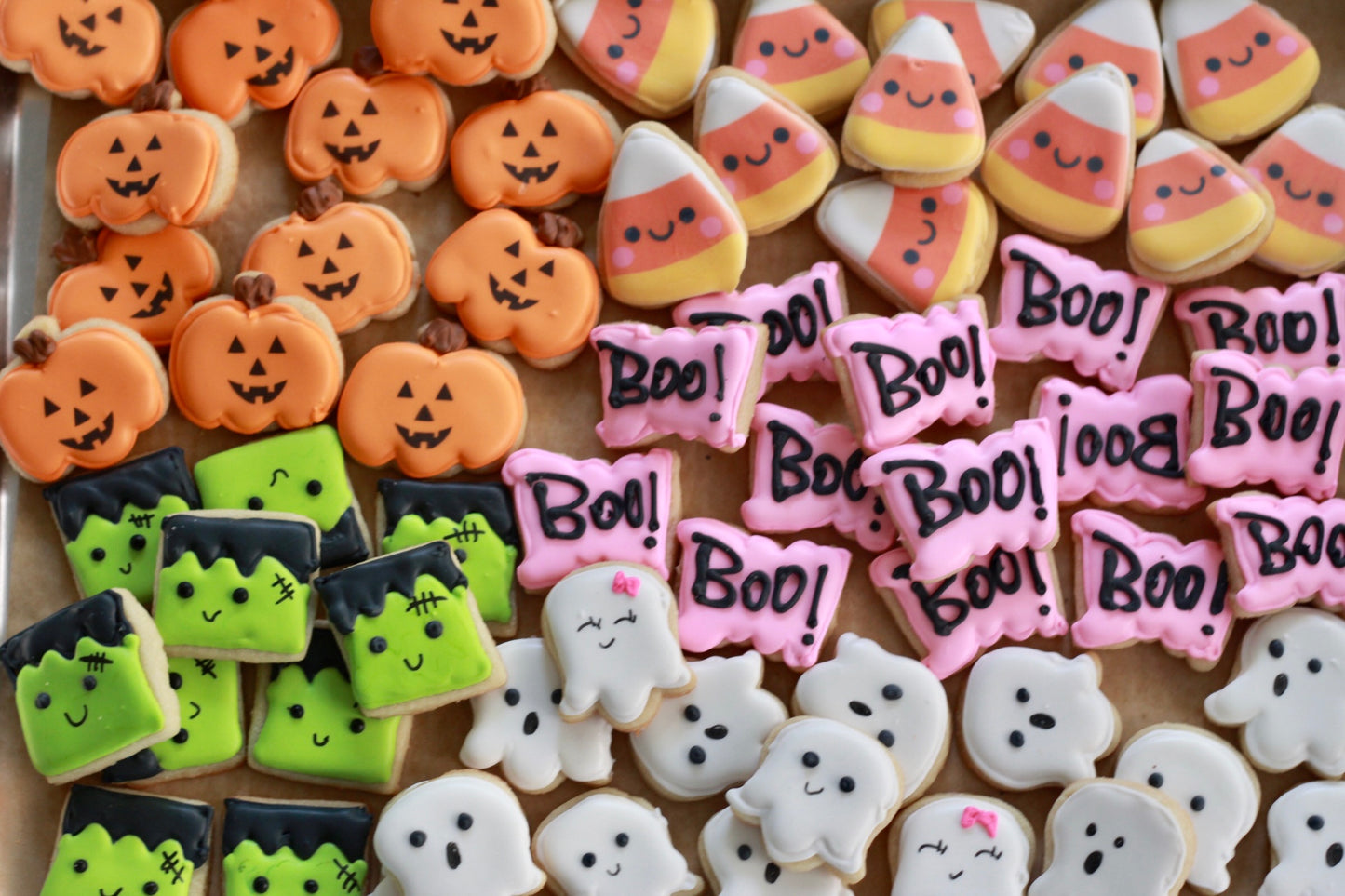 One dozen mini cookies