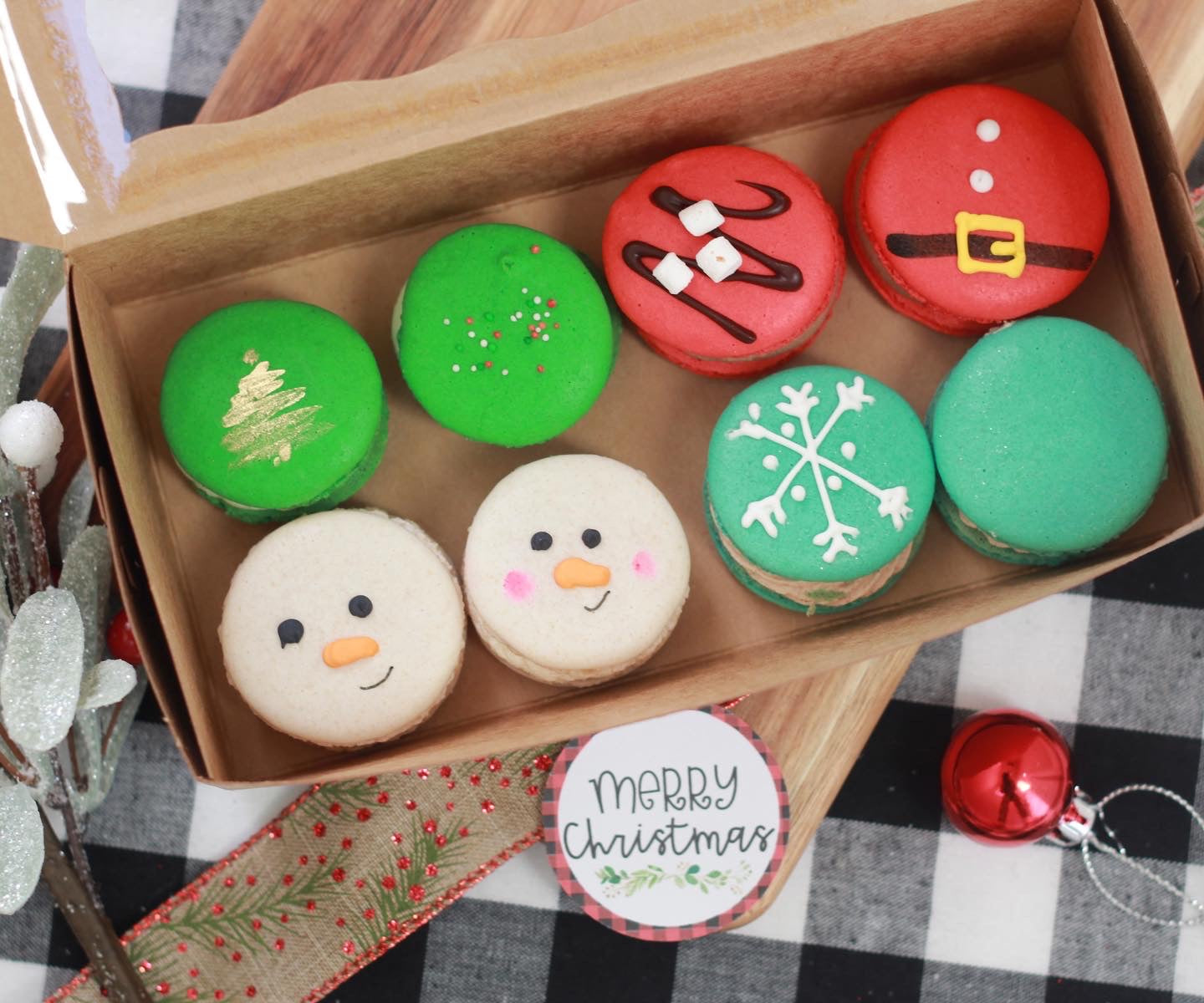 Christmas Macarons