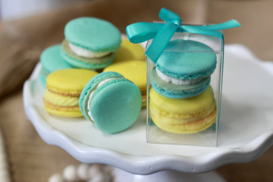 2 macaron favor pack